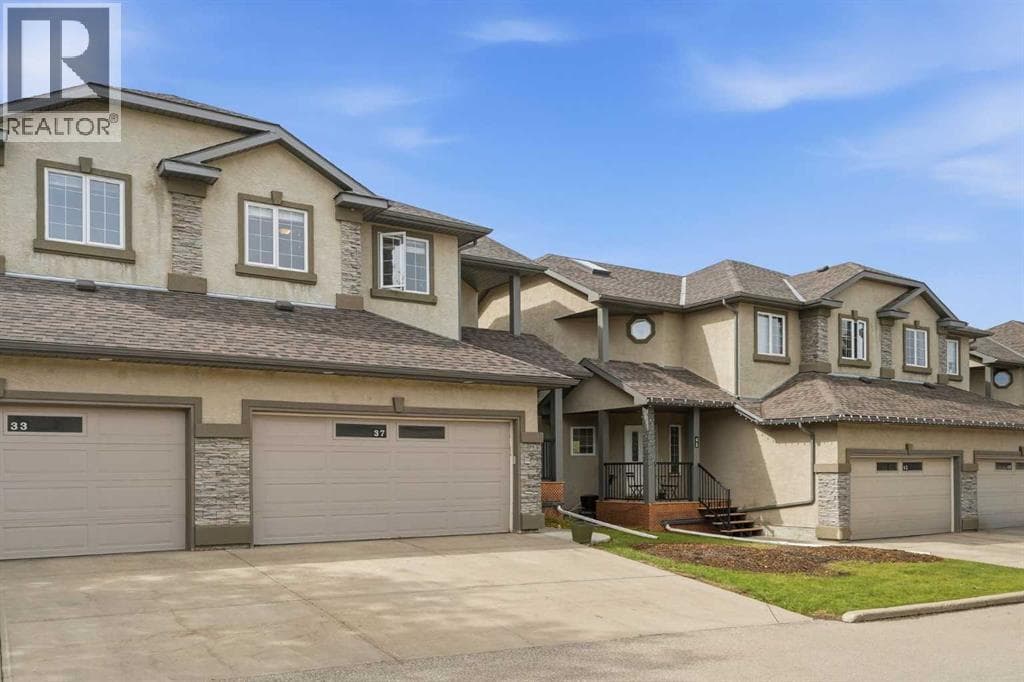 37 Prominence Park SW — photo 2