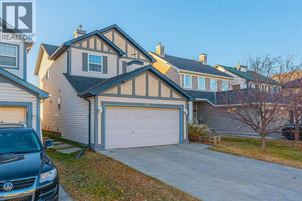 28 Martha's Meadow Place NE — photo 2