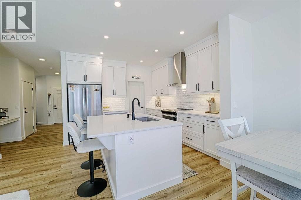 25 Belmont Green SW — photo 5