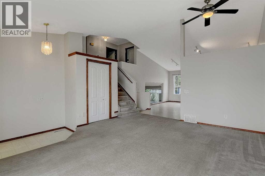 7709 106A Street — photo 4