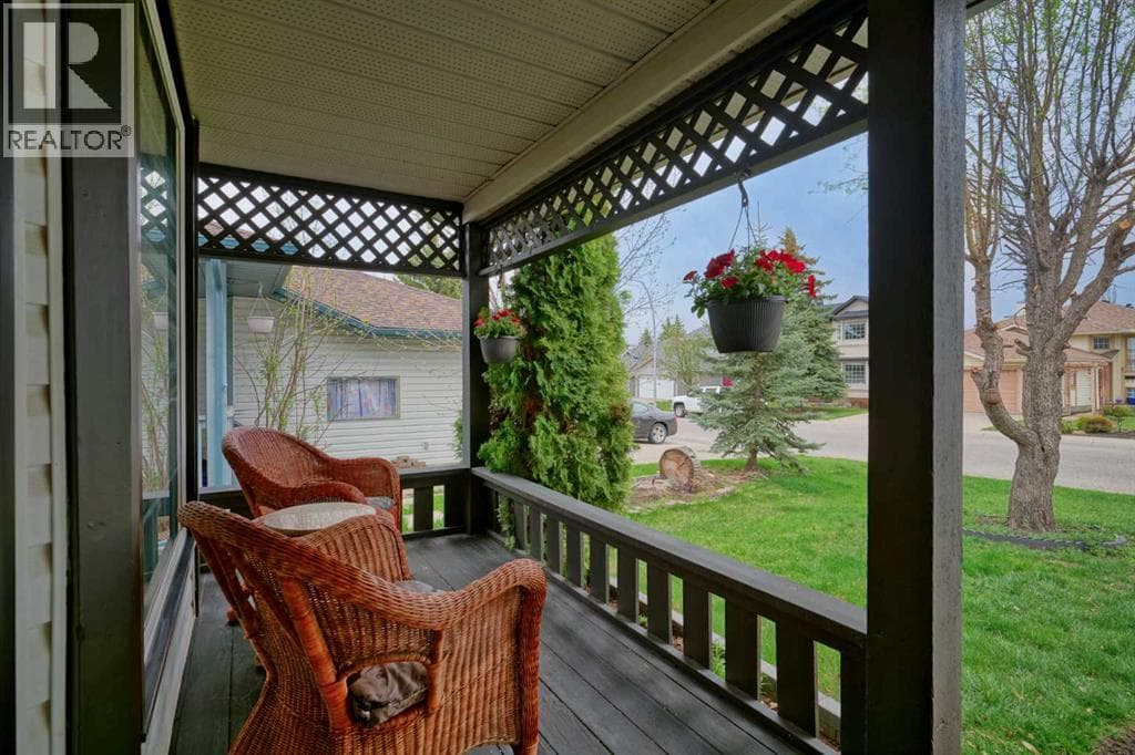 84 Shawbrooke Circle SW — photo 3