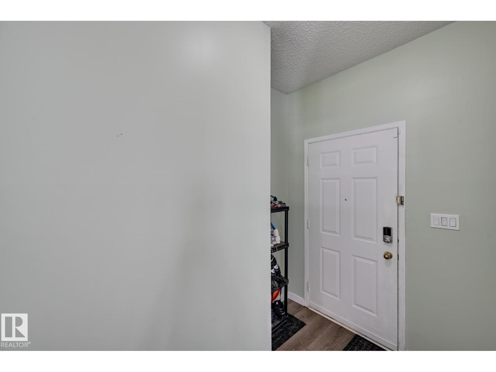 5507 179 ST NW — photo 3