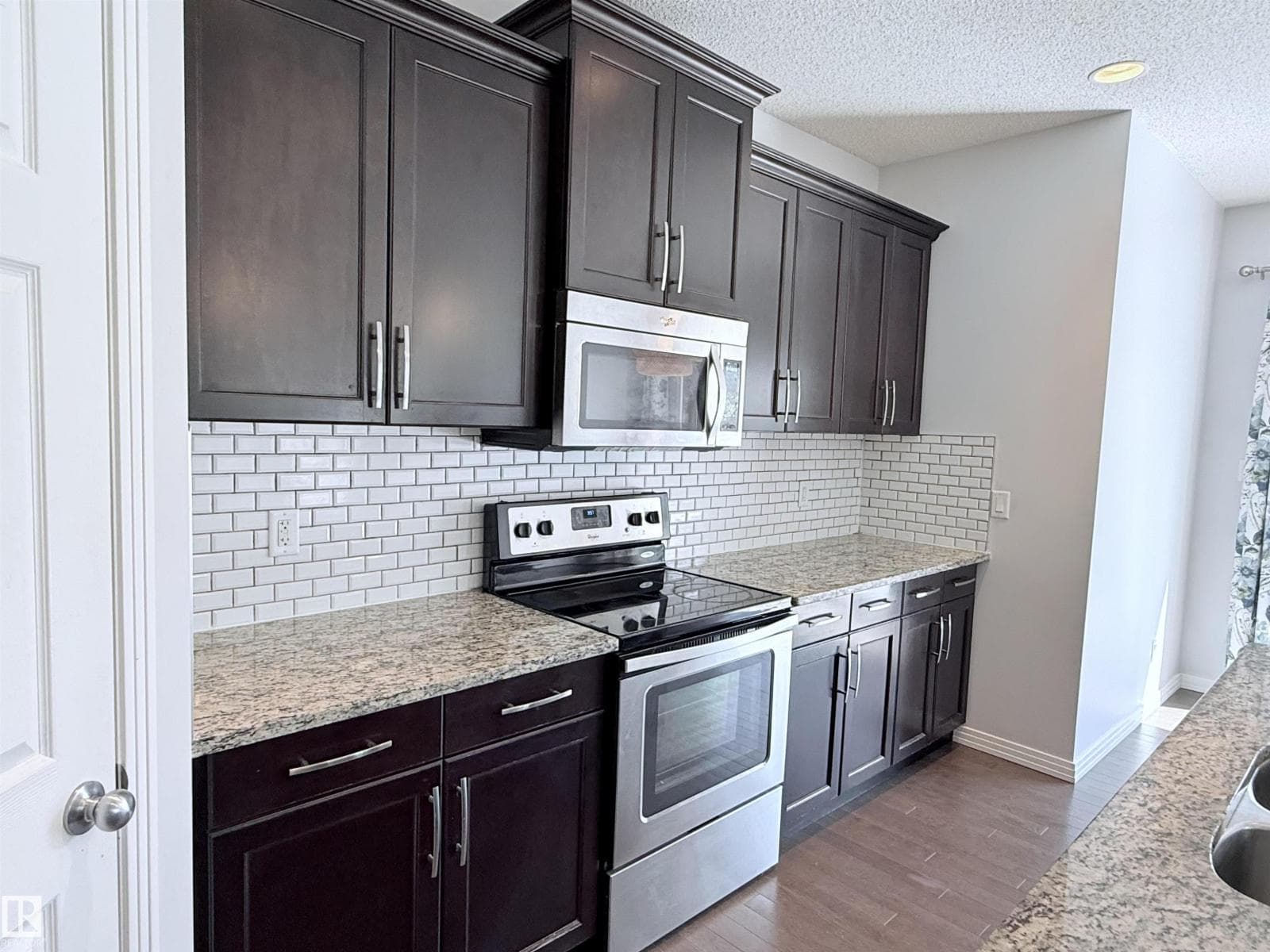7819 173 AV NW — photo 5