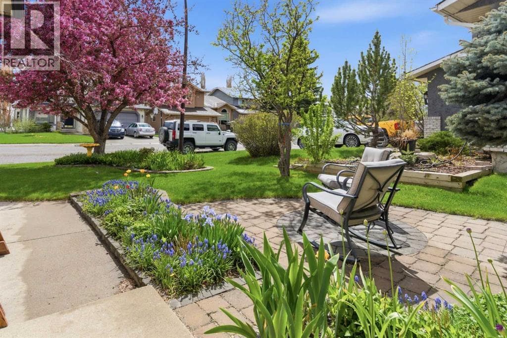 204 Sunrise Circle SE — photo 3