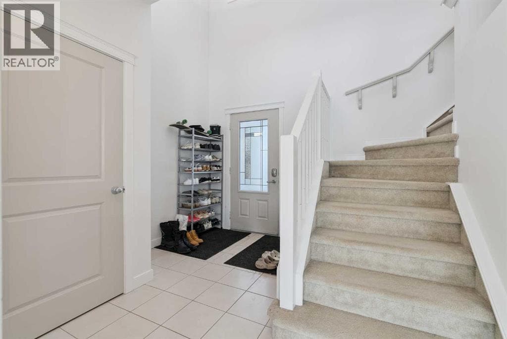 47 Everbrook Crescent SW — photo 4