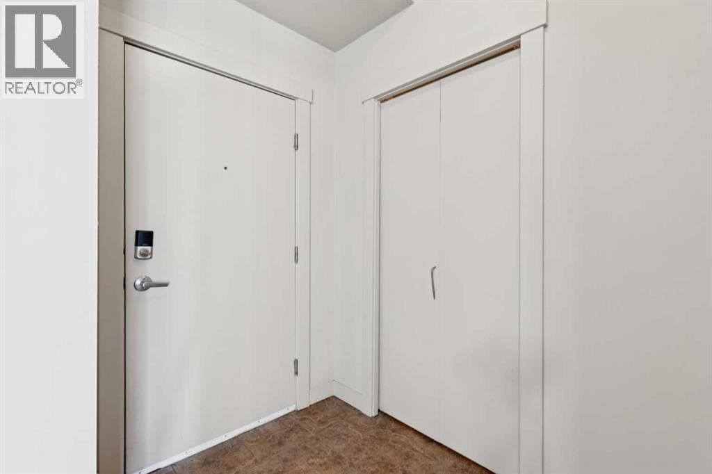 1502, 8710 Horton Road SW — photo 5