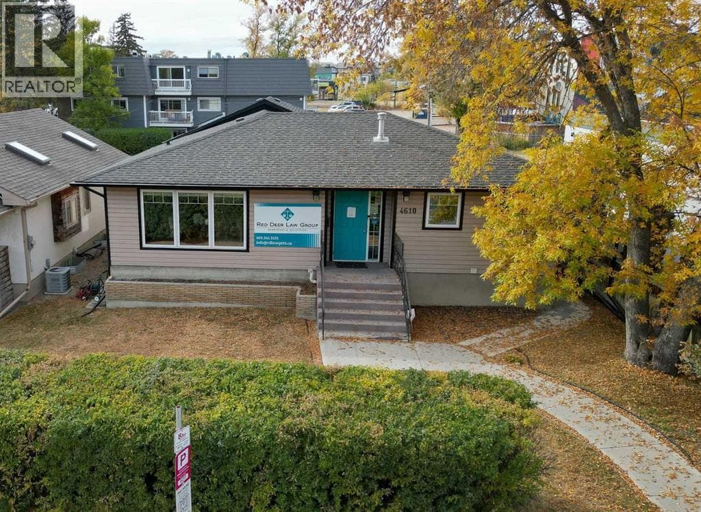 4610 48 Avenue — photo 2