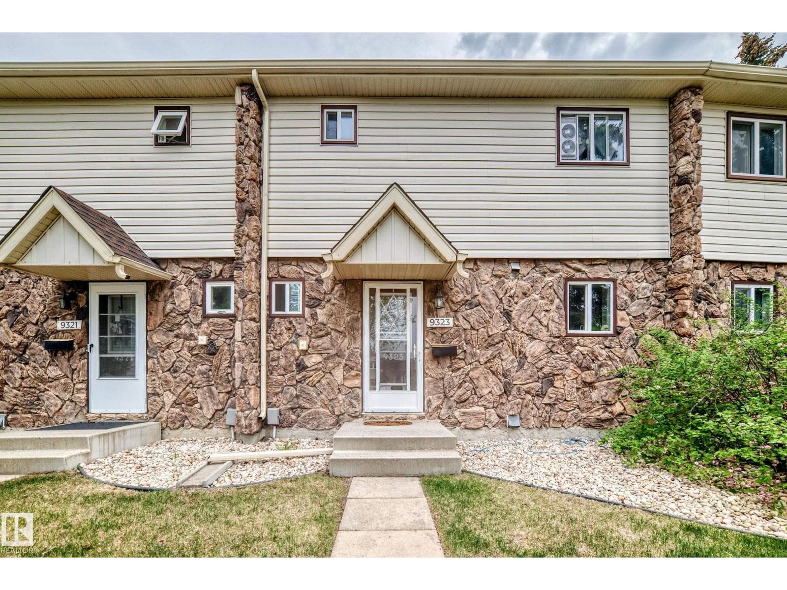 9323 Morinville DR — photo 3