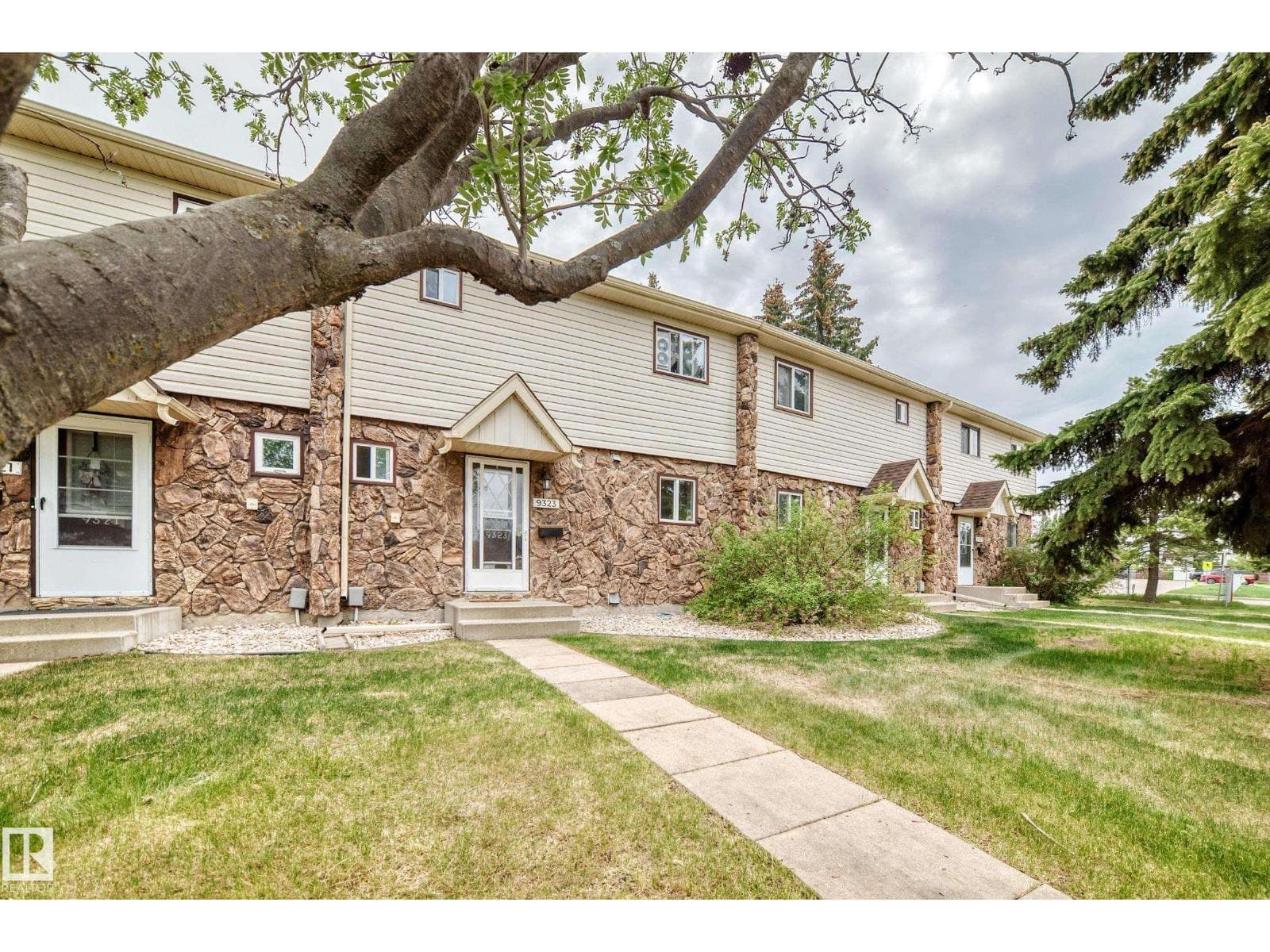 9323 Morinville DR