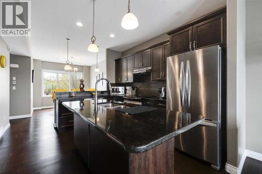 103, 5210 Lakeshore Drive — photo 3