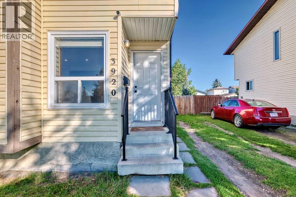 3920 44 Avenue NE — photo 2
