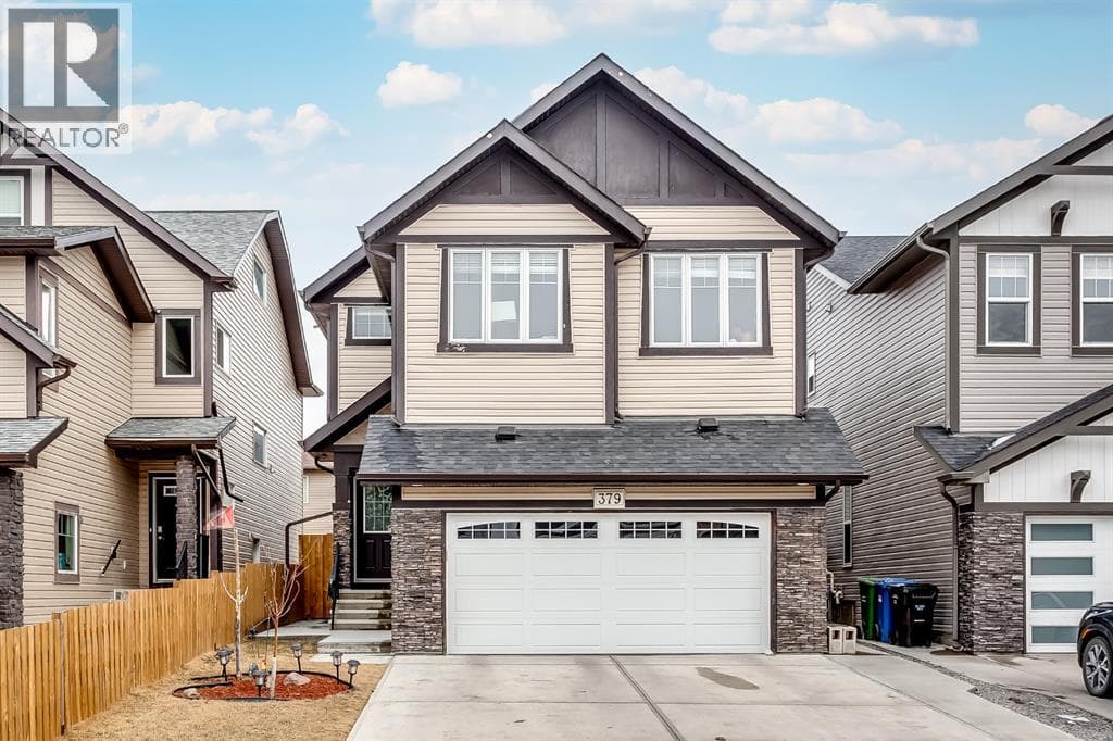 379 Skyview Shores Manor NE