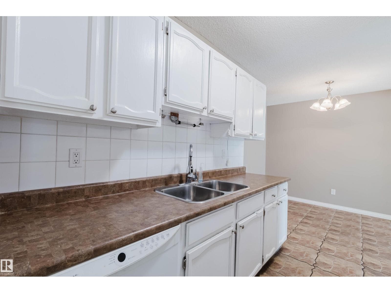 134 CALLINGWOOD PL NW NW — photo 5