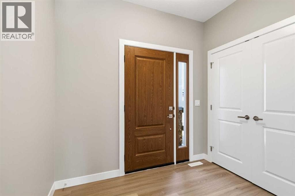 241 WARREN Way — photo 5