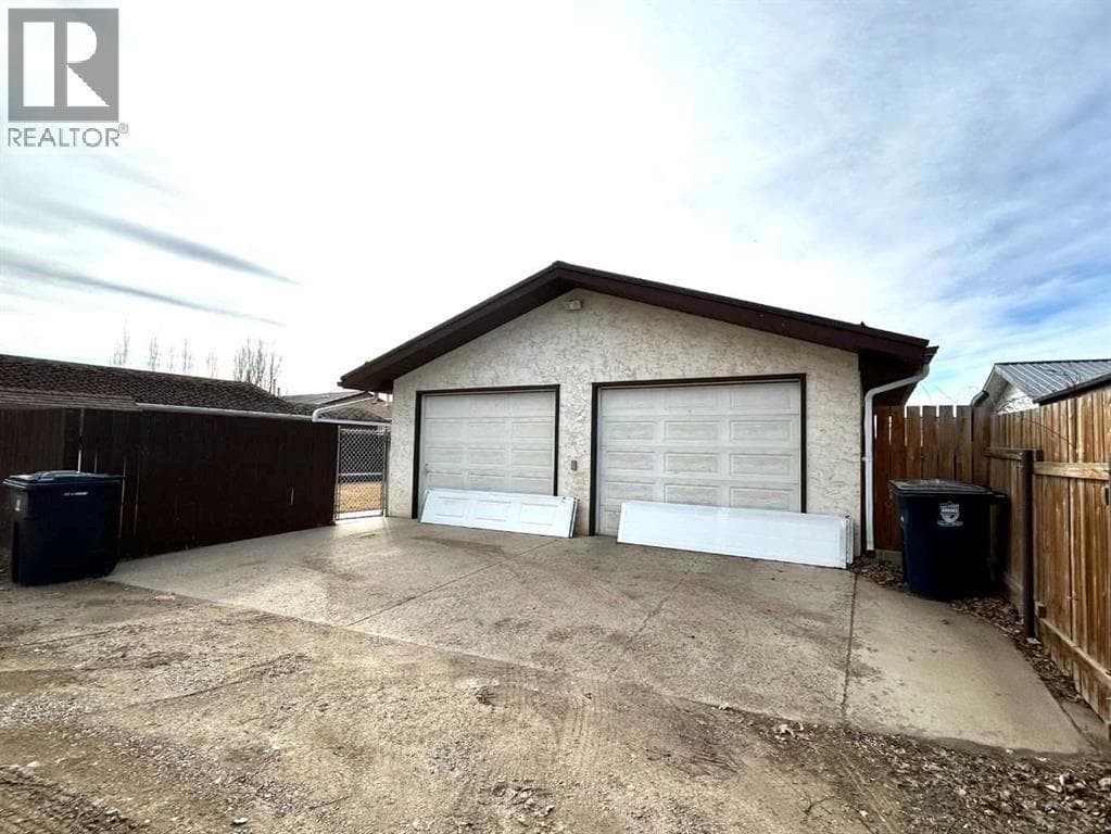 24 Ingram Park Drive E — photo 3