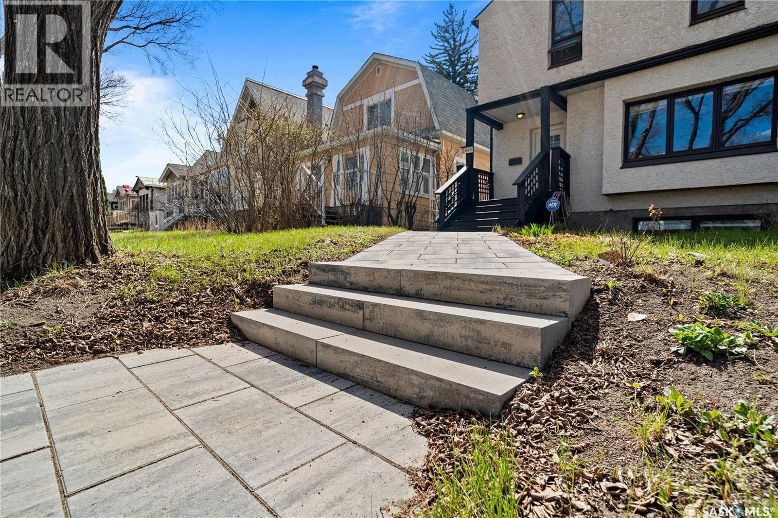 2848 Retallack STREET — photo 3