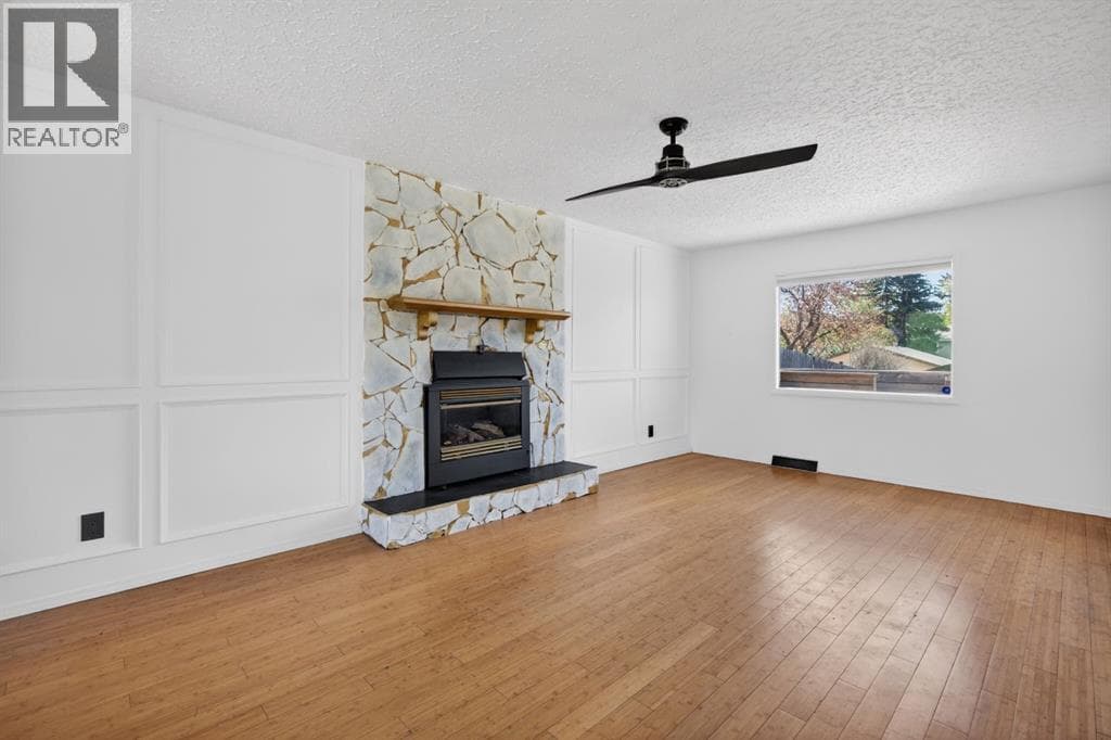 2533 9 Avenue SE — photo 3