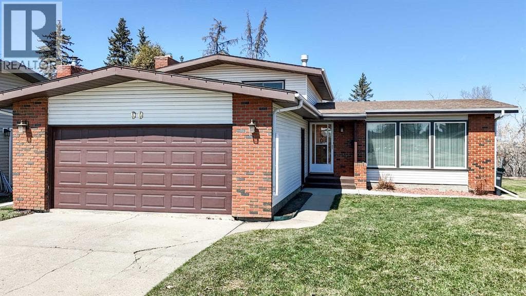 90 Welton Crescent — photo 2