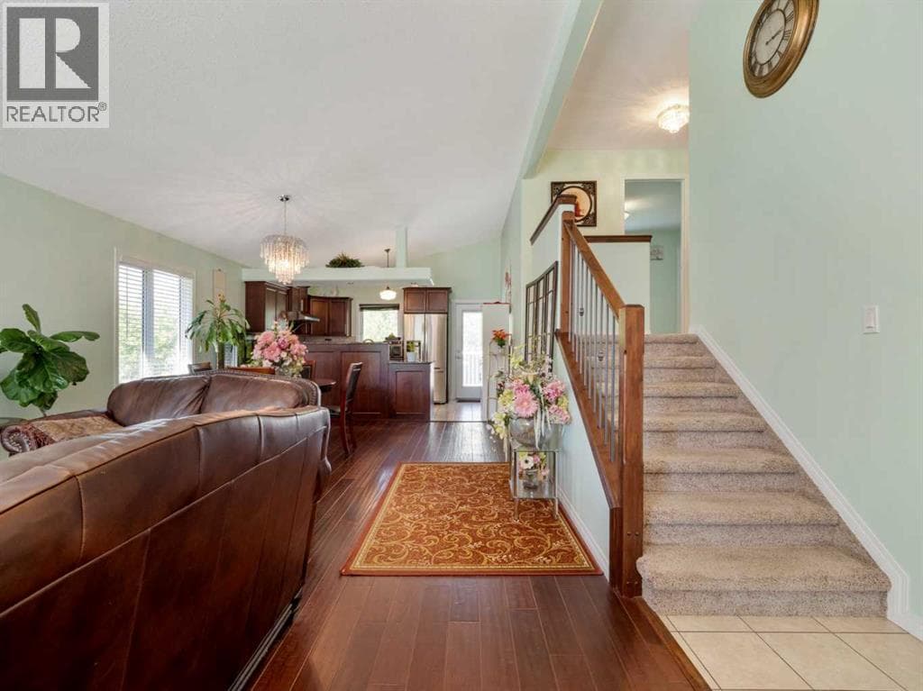 827 Kodiak Bay N — photo 5