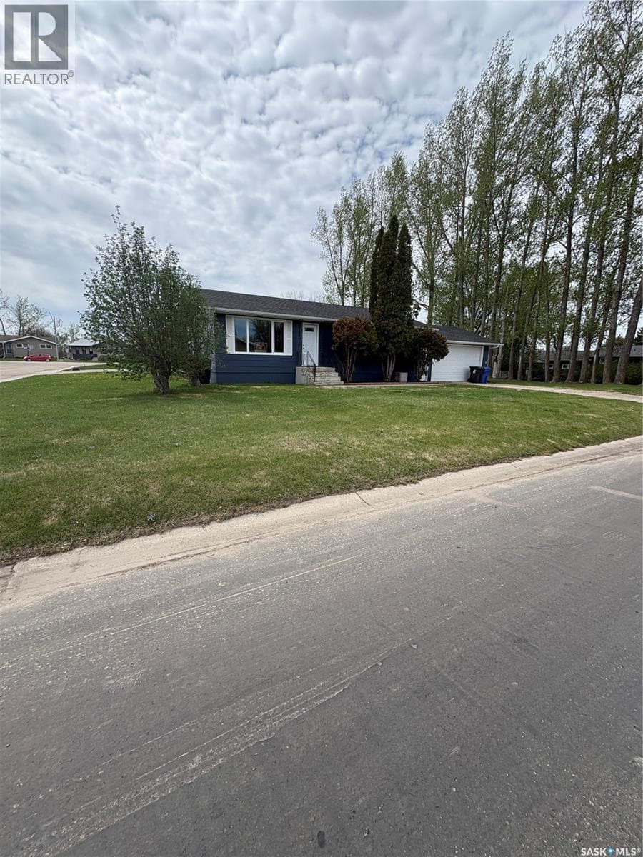 660 Alberta AVENUE — photo 2