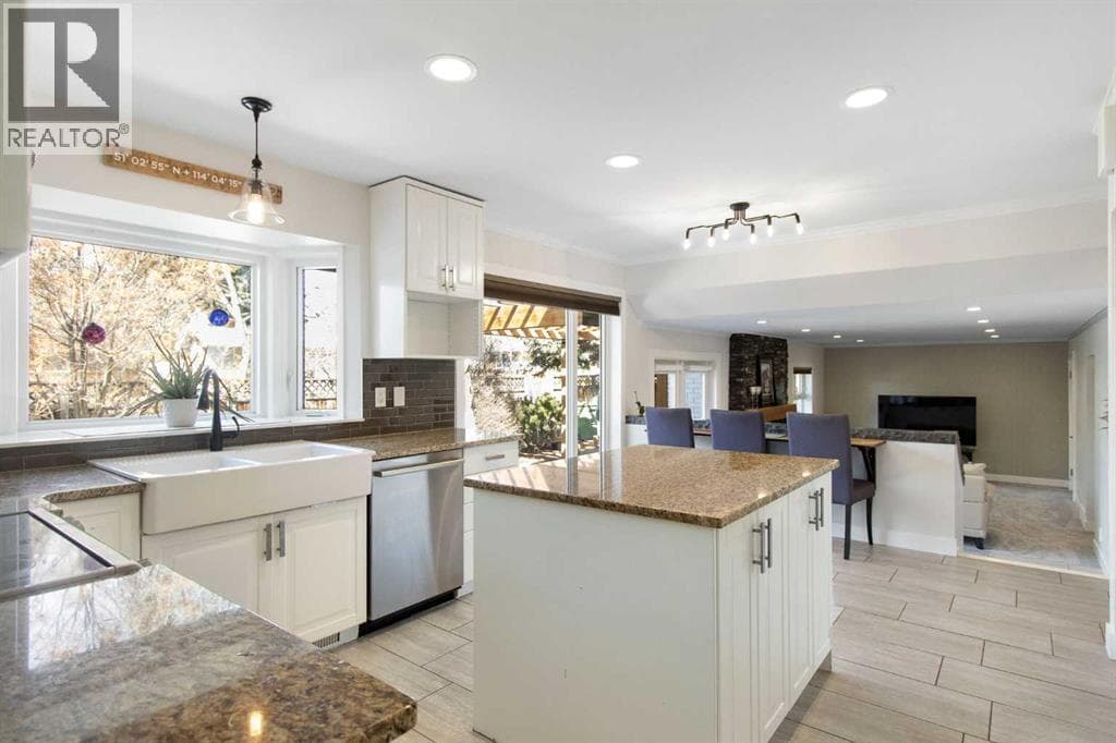 656 Willow Brook Drive SE — photo 5