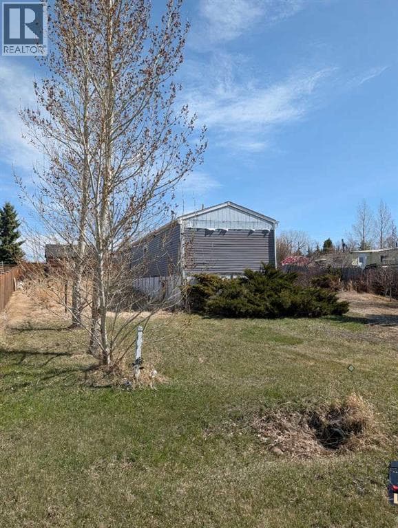 312 Christian Avenue — photo 3