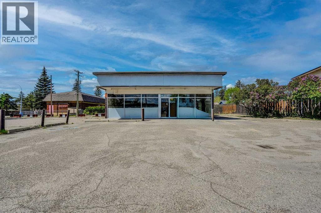 7233 Ogden Road SE