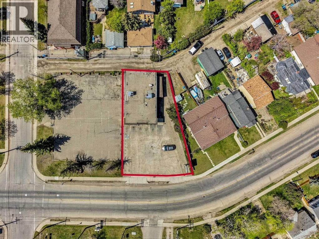 7233 Ogden Road SE — photo 3