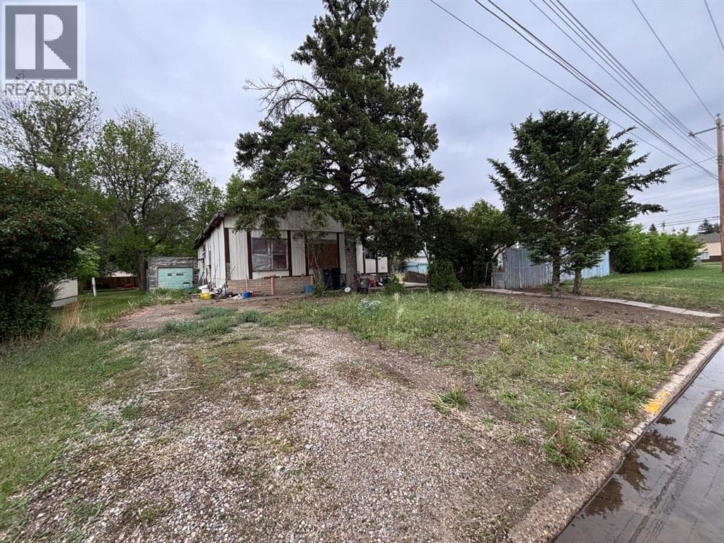 15N 2 Street W