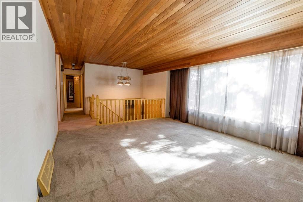 548 Mountain Street — photo 5