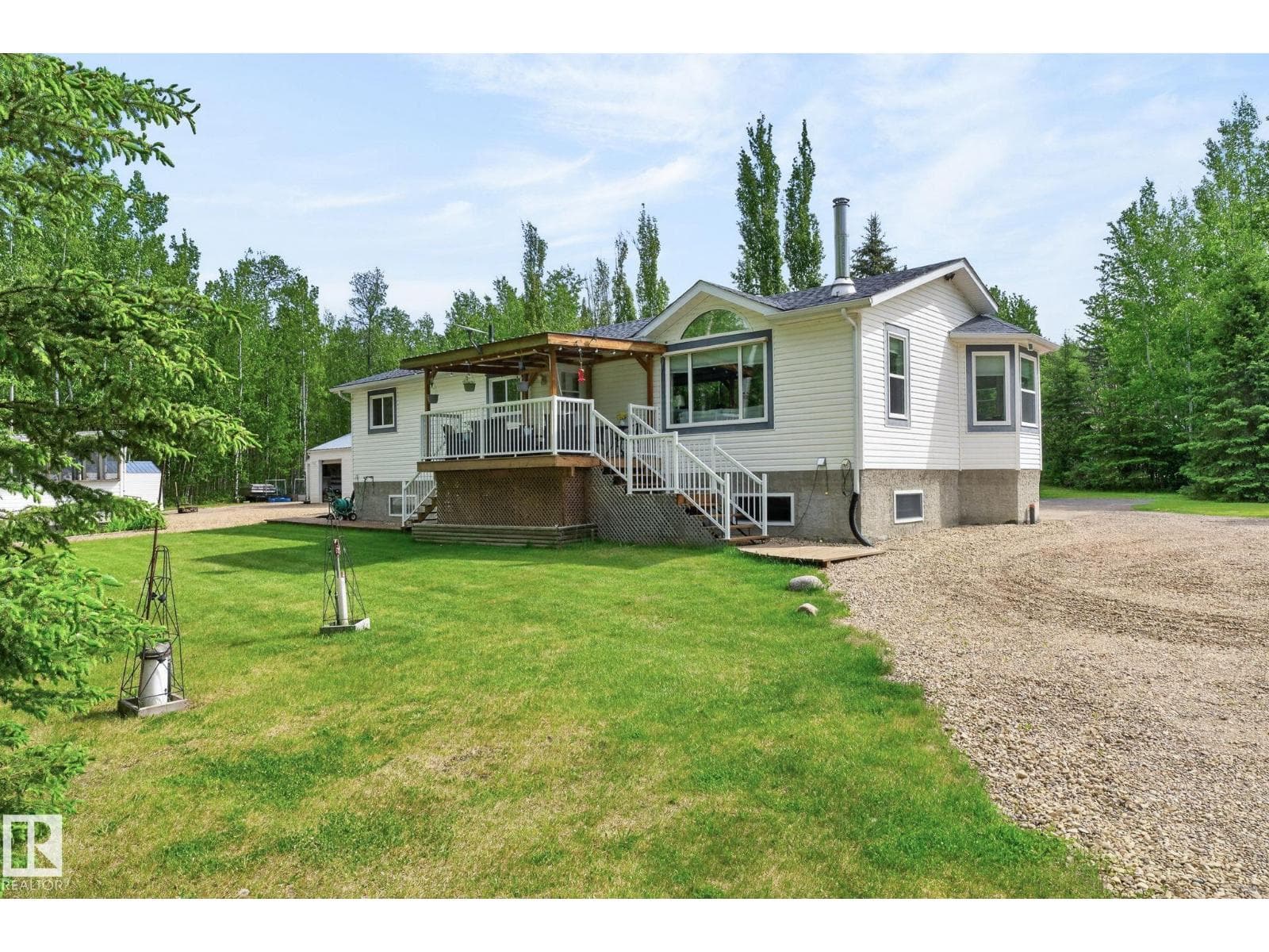 3602 53 AV — photo 3