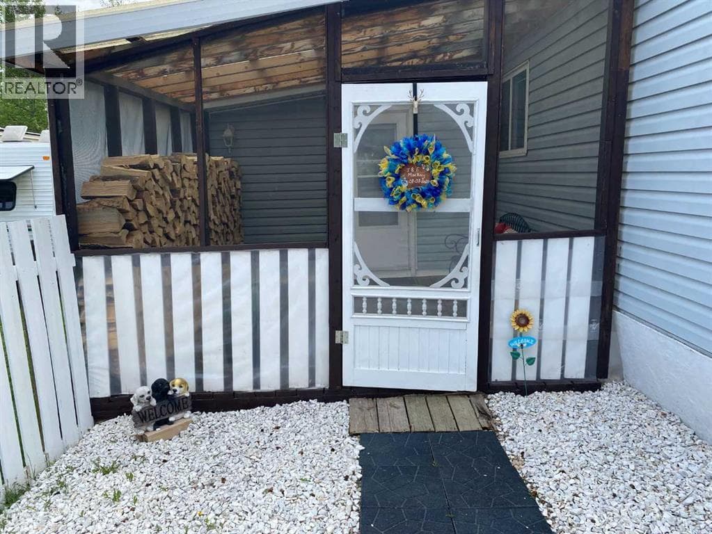 30 Pinewoods Drive — photo 2