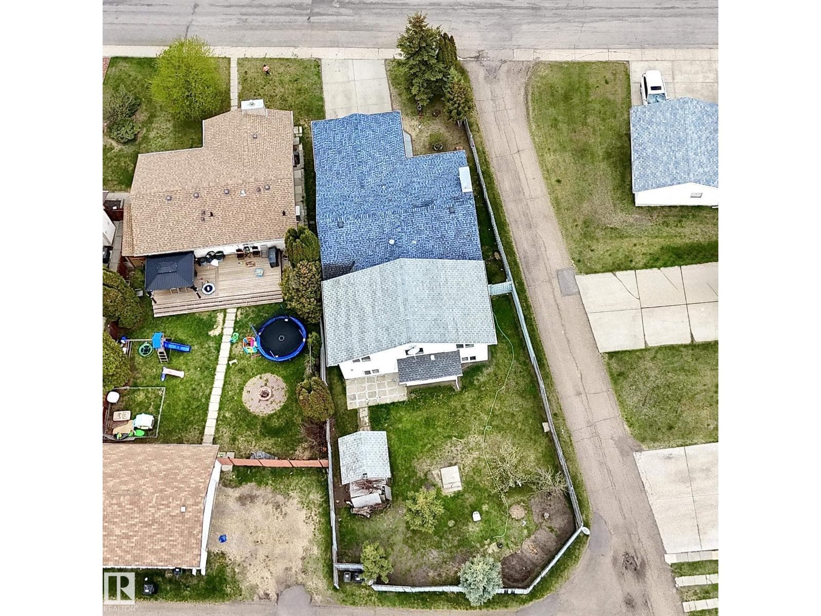 5417 14a ave NW — photo 3