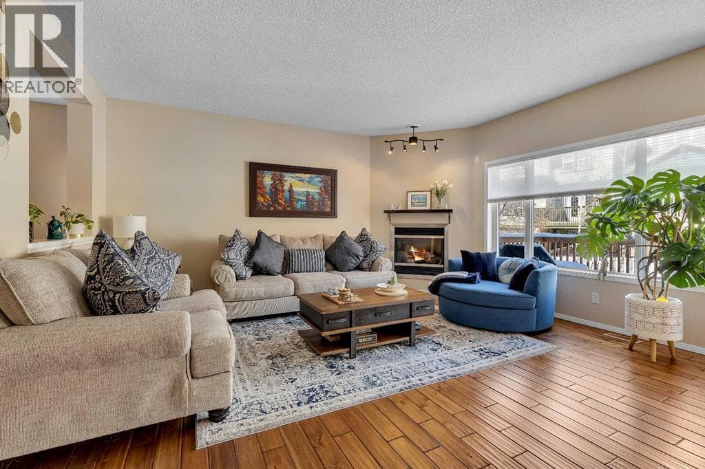 10 Evansbrooke Place NW — photo 5