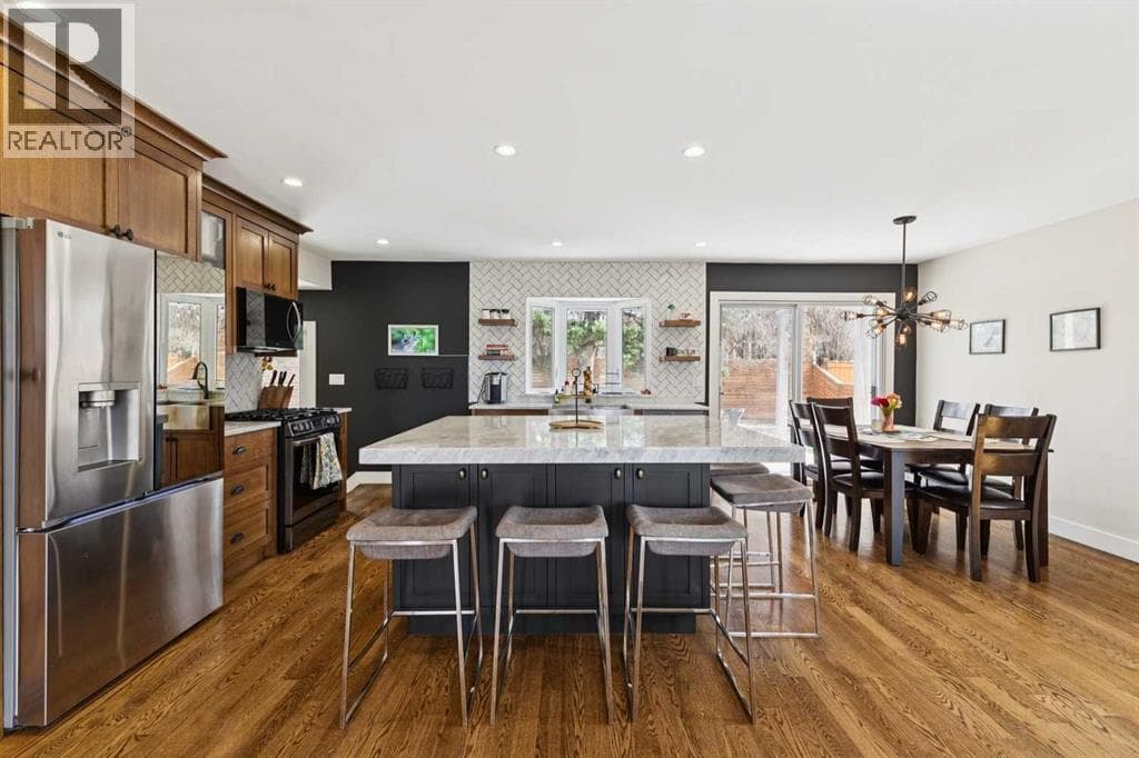 28 Calandar Road NW — photo 5
