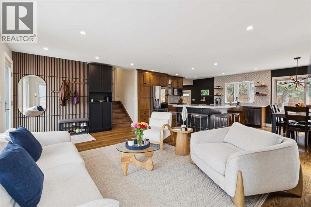 28 Calandar Road NW — photo 3