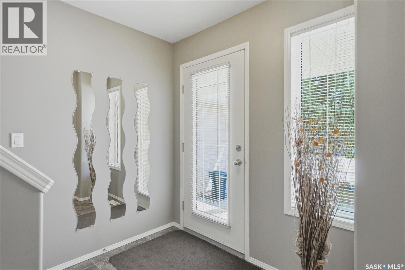 105 615 McWillie AVENUE — photo 4
