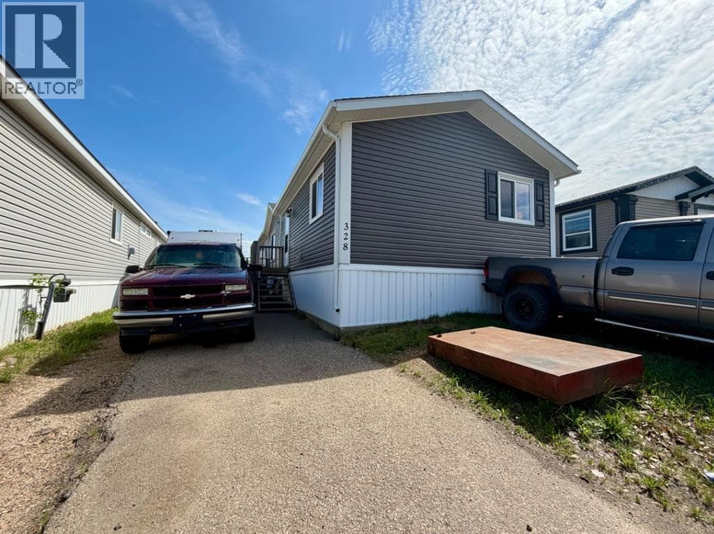 328 Grey Crescent