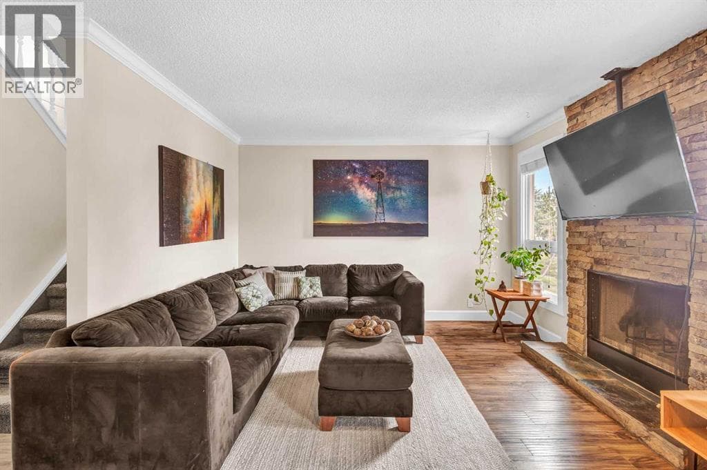 4532 Montgomery Avenue NW — photo 3