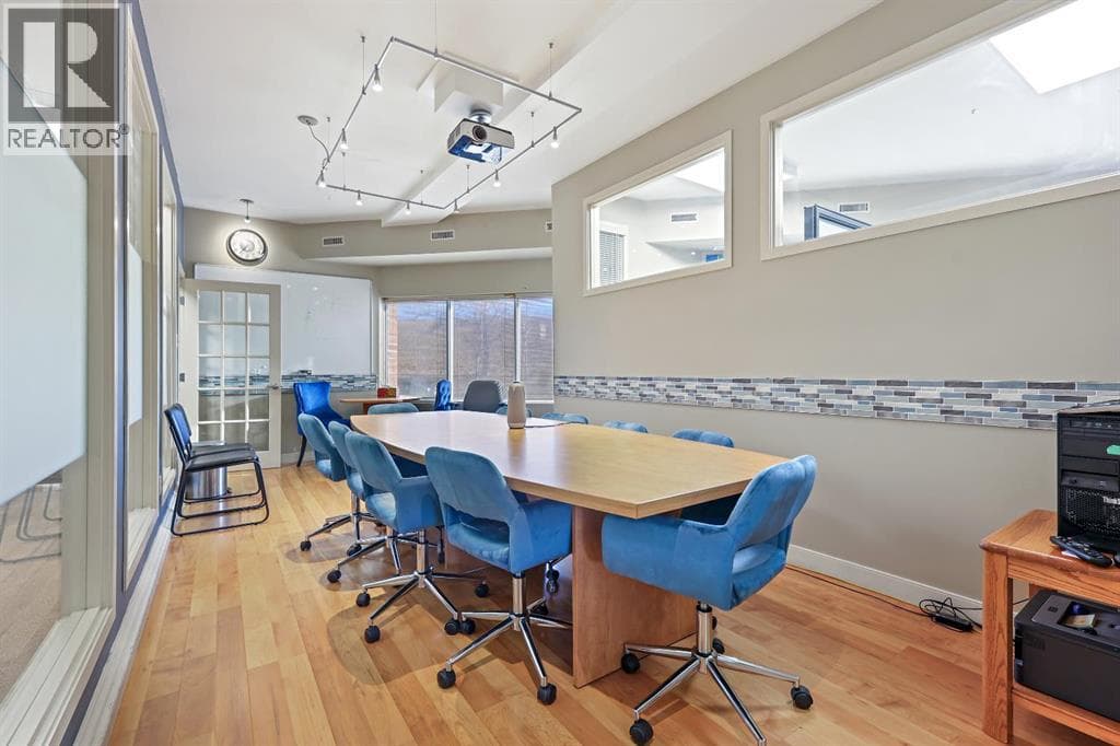 76 Skyline Crescent NE — photo 5