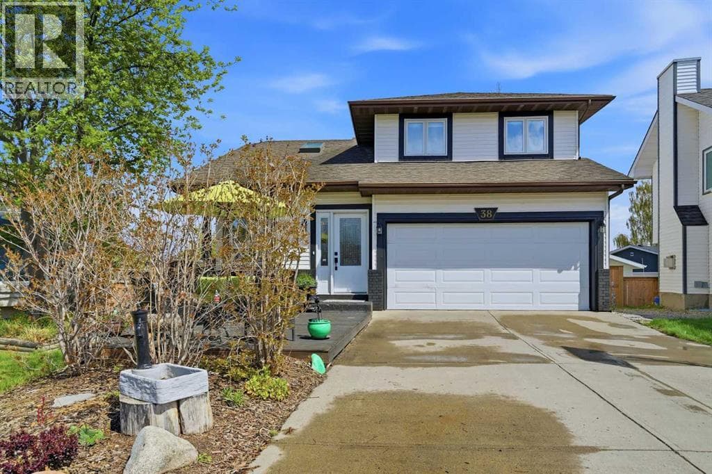 38 Sandpiper Way NW