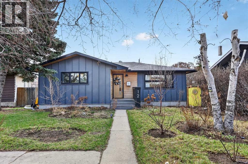 12 Glacier Drive SW