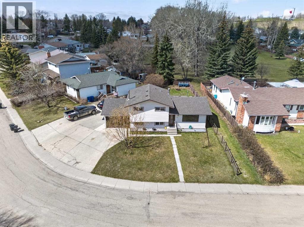 11 Westhill Crescent