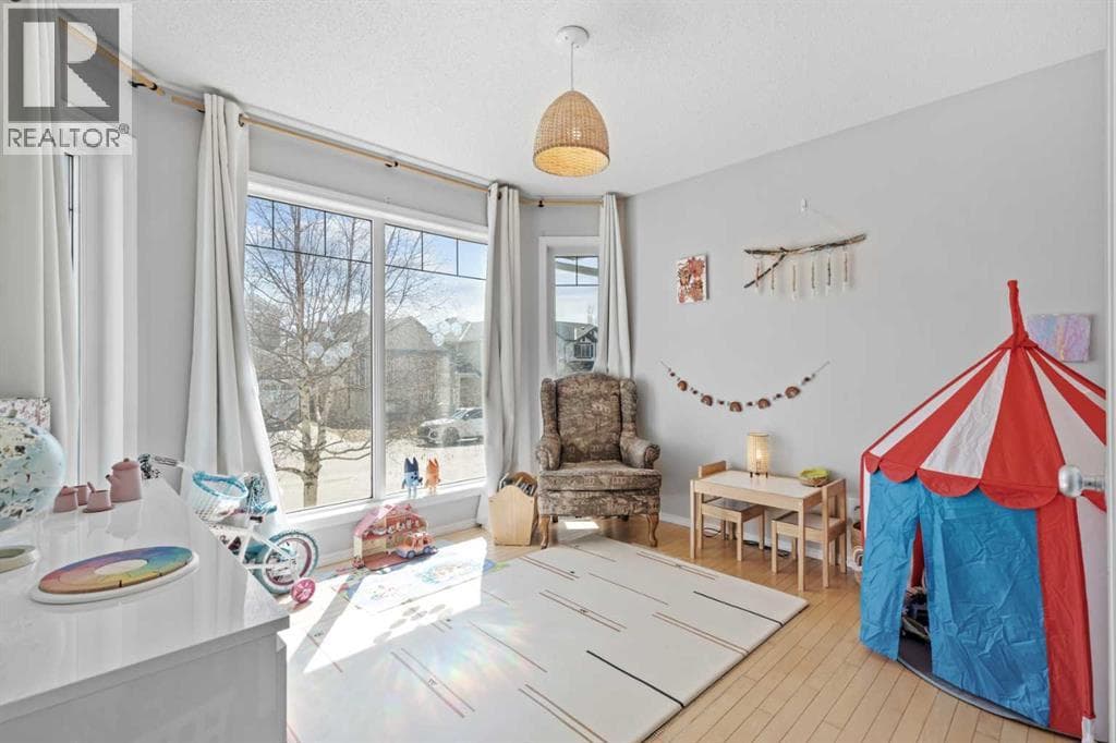 52 Evansford Road NW — photo 4