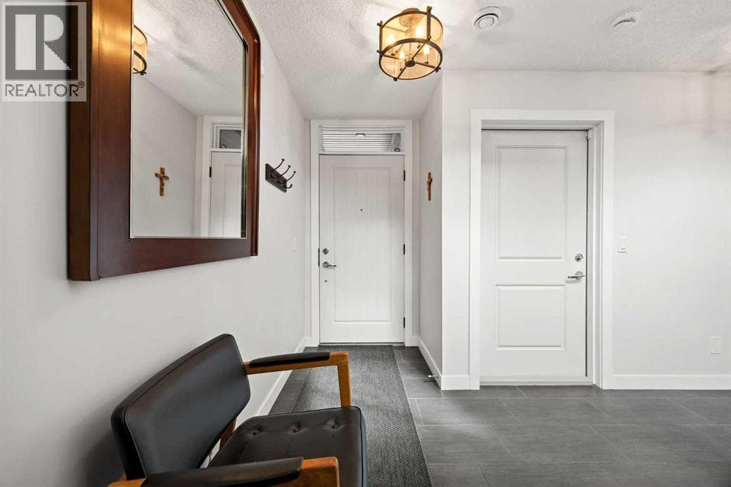 603, 102 Stewart Creek Rise — photo 5