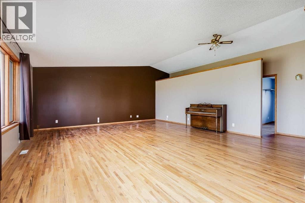 200, 274128 320 Street E — photo 5