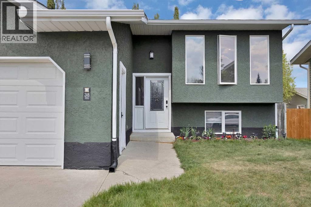 38 Balsam Crescent — photo 4