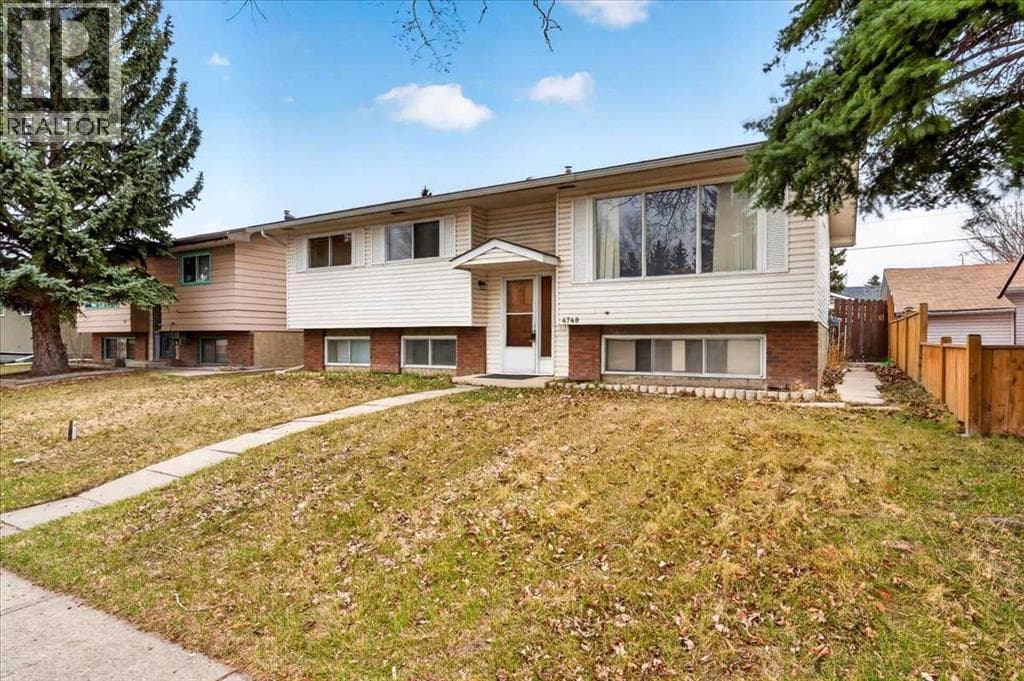 4748 Rundlehorn Drive NE — photo 4