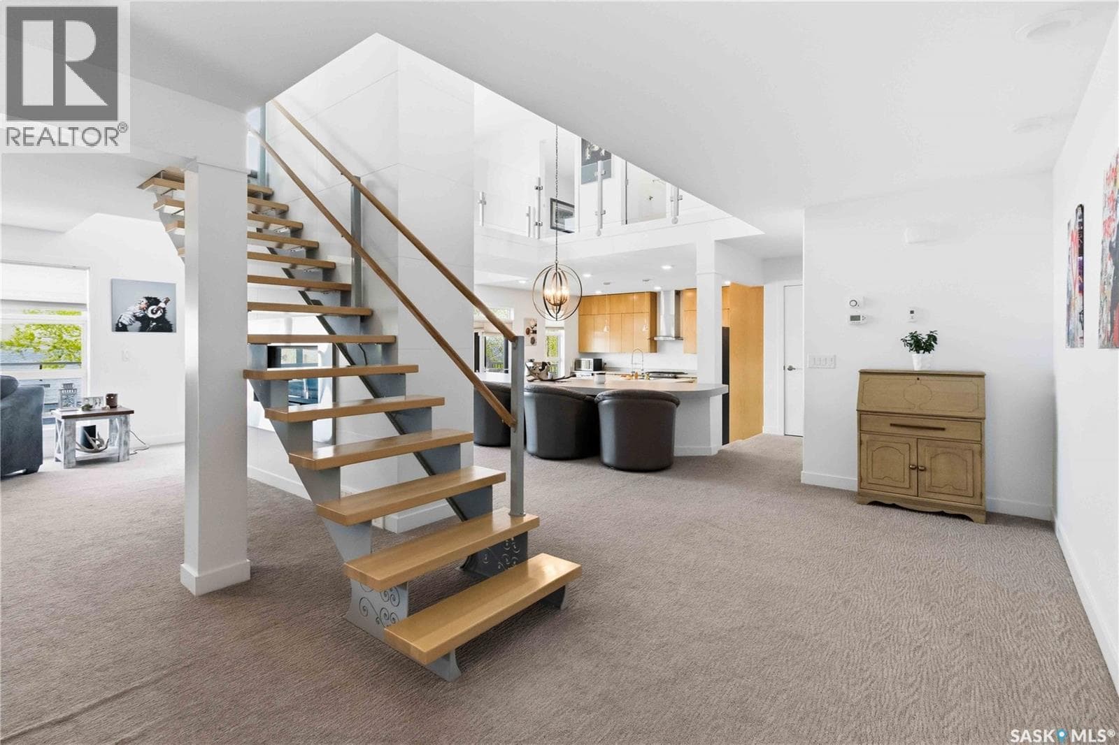19 Pape DRIVE — photo 2
