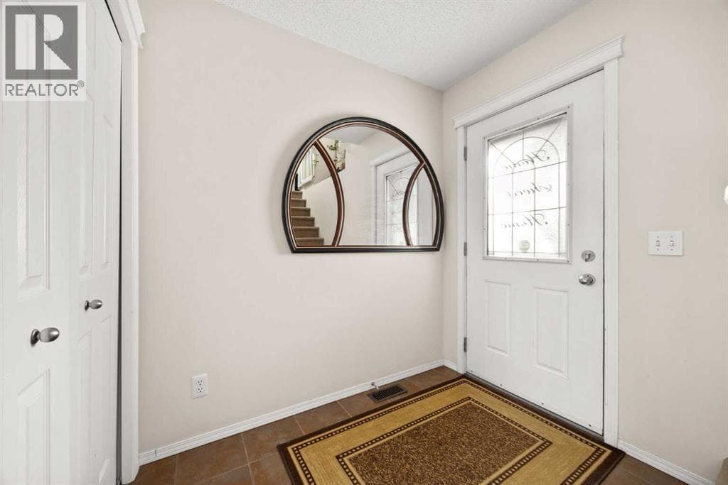 73 Sunset Heights — photo 4